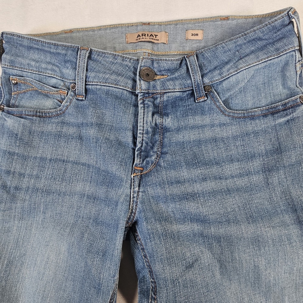 Ariat REAL Mid Rise Boot Flared Jeans Women's Size 30 32" Inseam Medium Wash - Picture 9 of 16